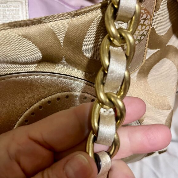 Coach Legacy or Optic Signature Collection series. - Picture 16 of 16